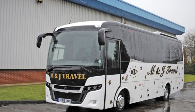 M & J Travel add Indcar Next