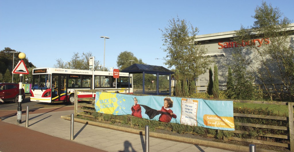 The final 15 of the day visits Sainsburys in Alnwick after Alnmouth rather than before as it does during the rest of the day, in order that any workers at the store returning home do not have to spend longer than necessary on the bus