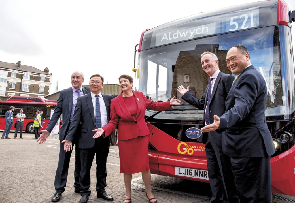 Celebrating the launch are; Leon Daniels, MD Surface Transport, TfL; Wang Chuanfu, Chairman, BYD; Val Shawcross, Deputy London Mayor for Transport; John Trayner, MD Go-Ahead London; Isbrand Ho, MD, BYD Europe