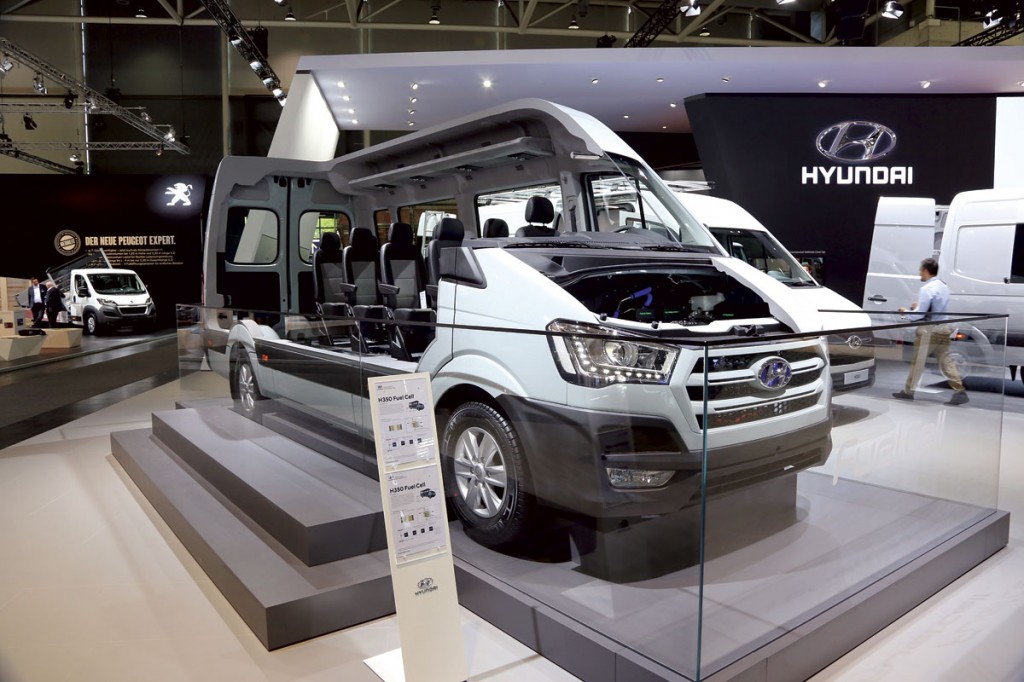 Hyundai Fuel Cell Concept minibus