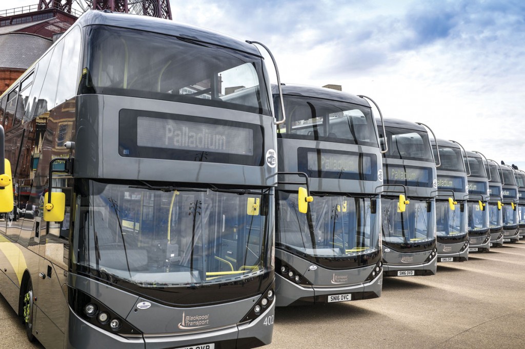 These were the first Enviro400 City buses for an operation outside of London.