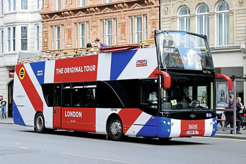 One of the four Ayats Bravo 1R City open top double deckers delivered to RATP’s Original London Sightseeing Tour at the end of 2016 has been given the company’s new Union Jack themed livery