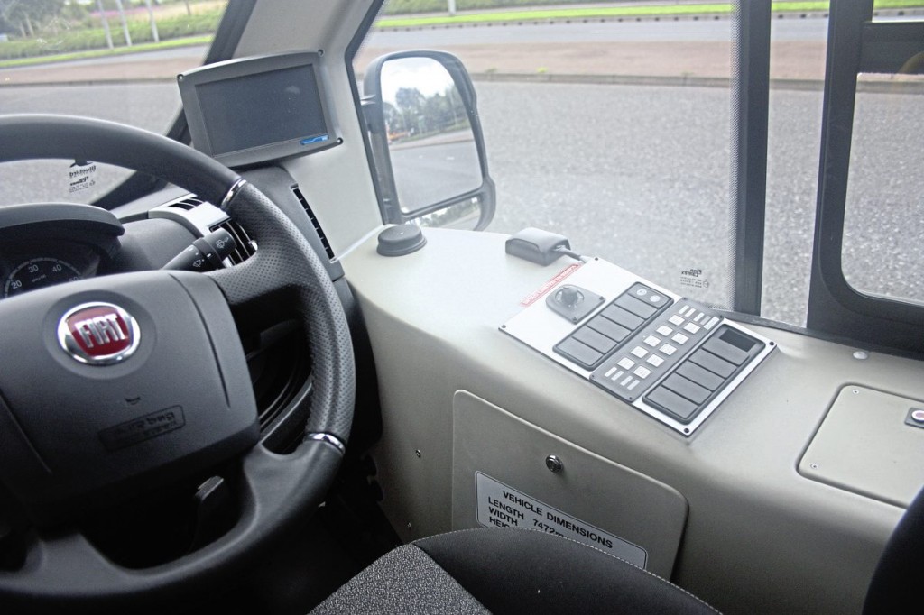 Body system controls neatly packaged to the driver’s right