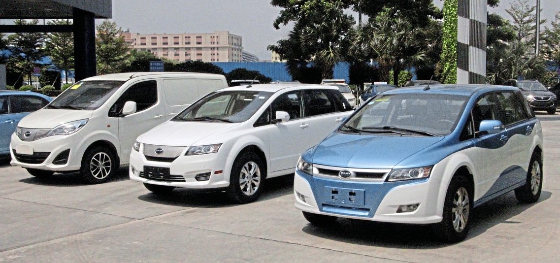 Electric cars and taxis from the BYD range