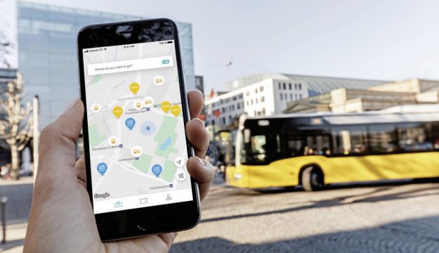 Daimler/BMW team-up for sustainable urban mobility services