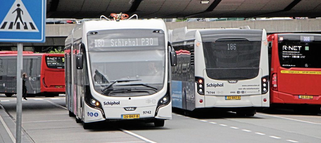 Two of the Schiphol Net fleet outside one of the terminals. There are diesels present but this will become a ZE only zone for buses