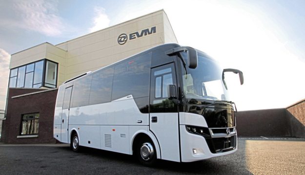 EVM and INDCAR sign partnership