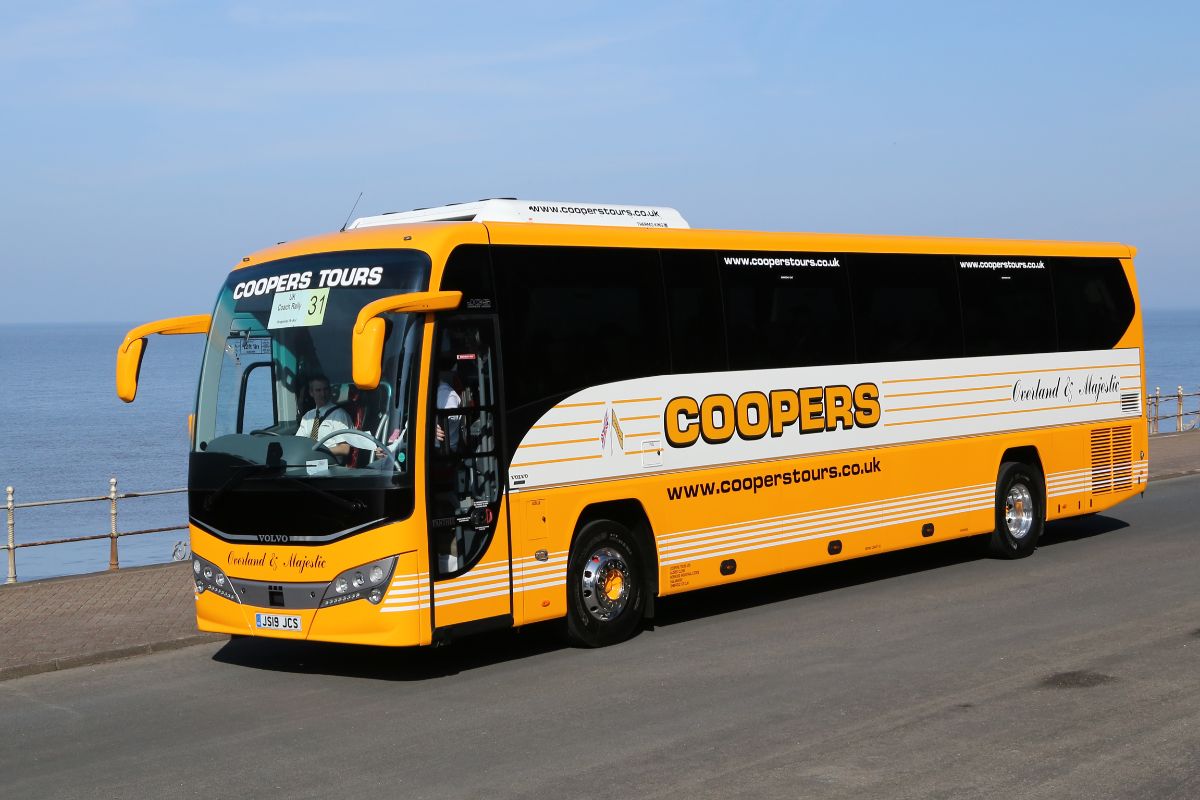 Volvo B8R Plaxton Panther - Coopers