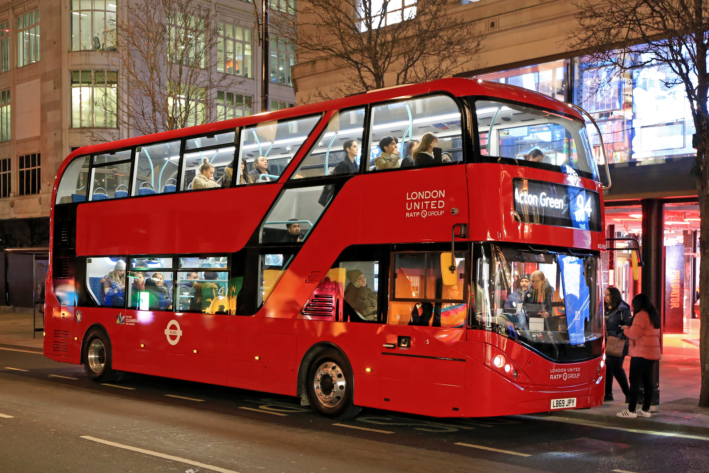 London’s first electric double-decker route begins