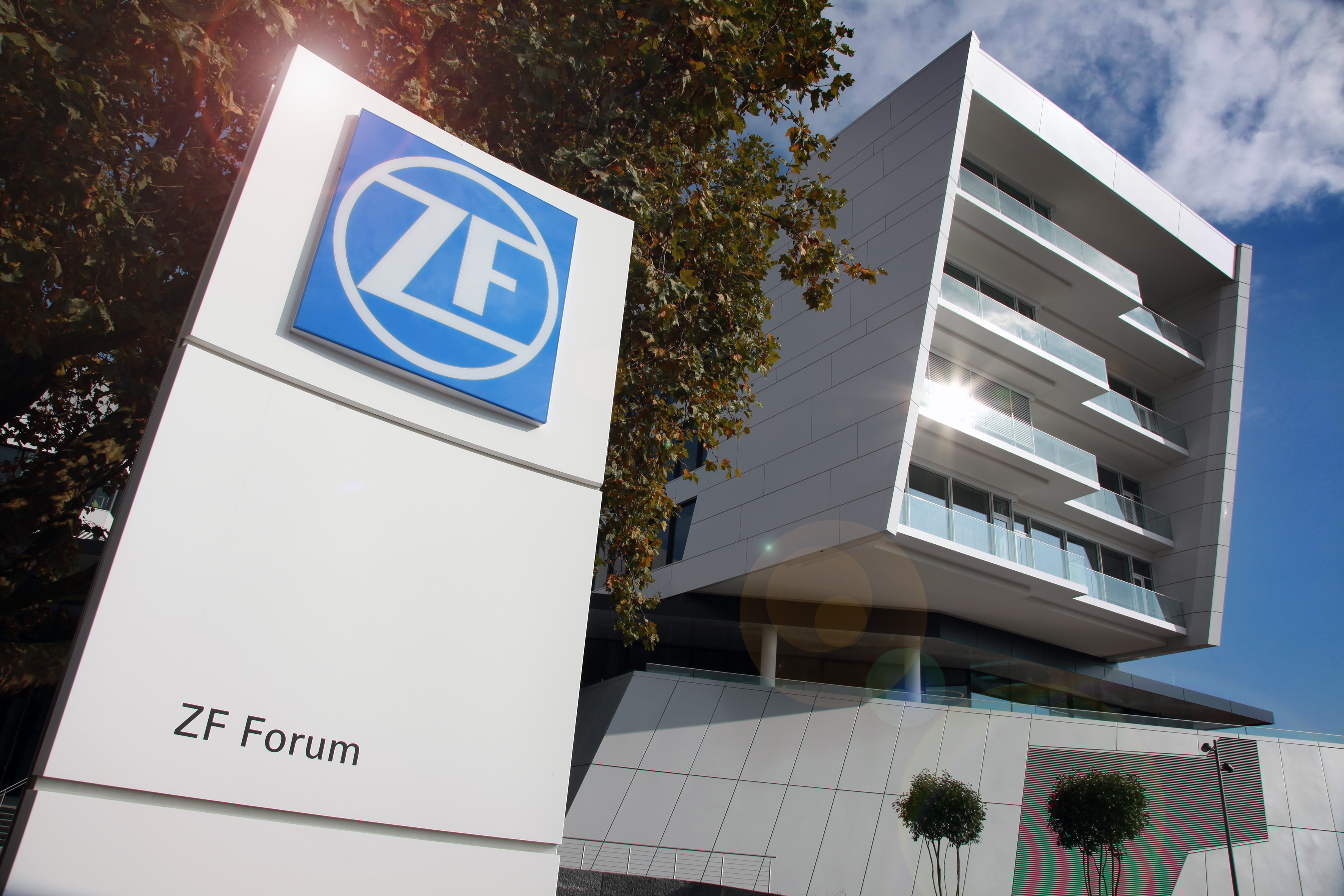 ZF launches new EcoLife gearbox for coaches