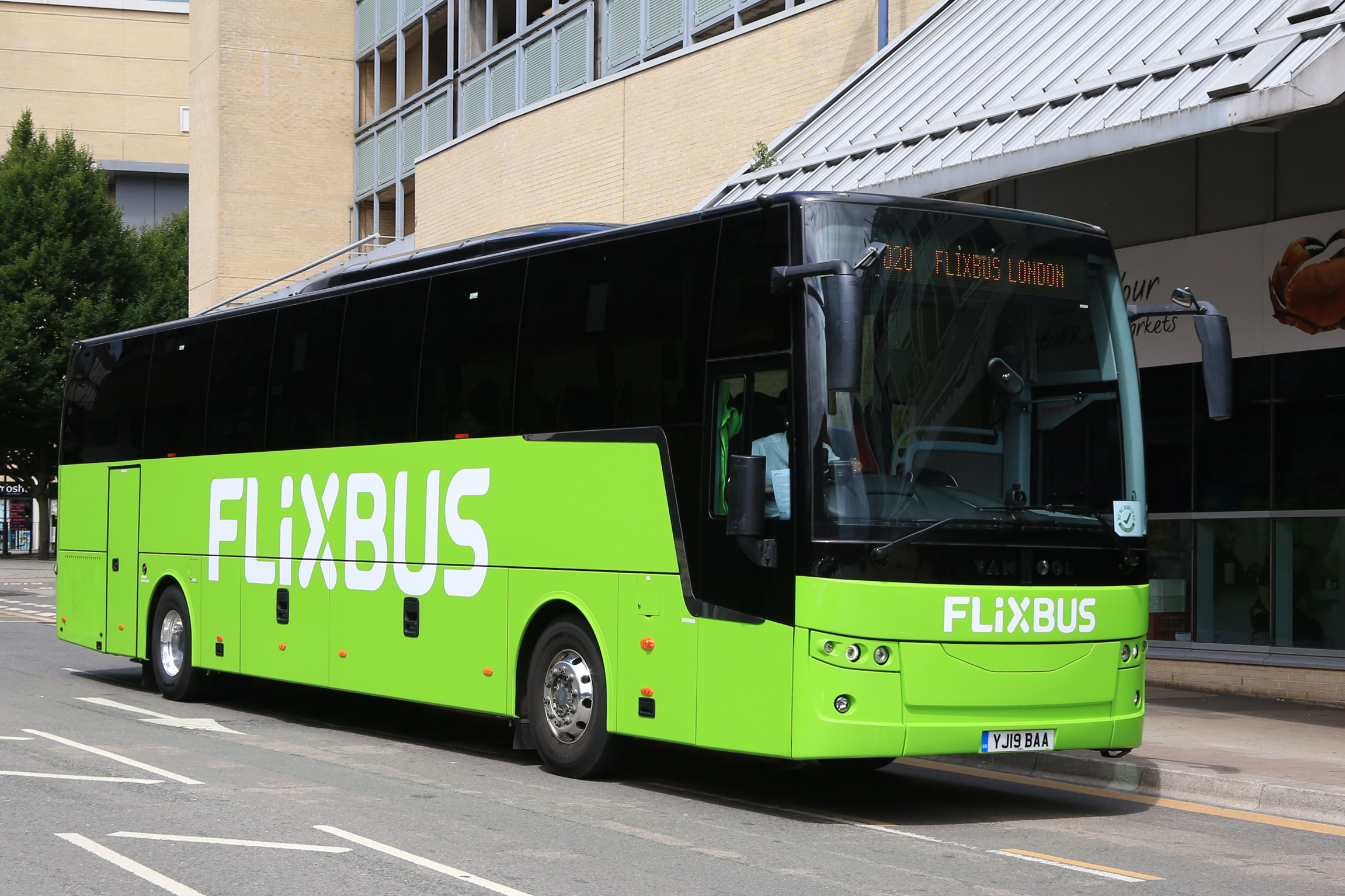 Flixbus comes to the UK