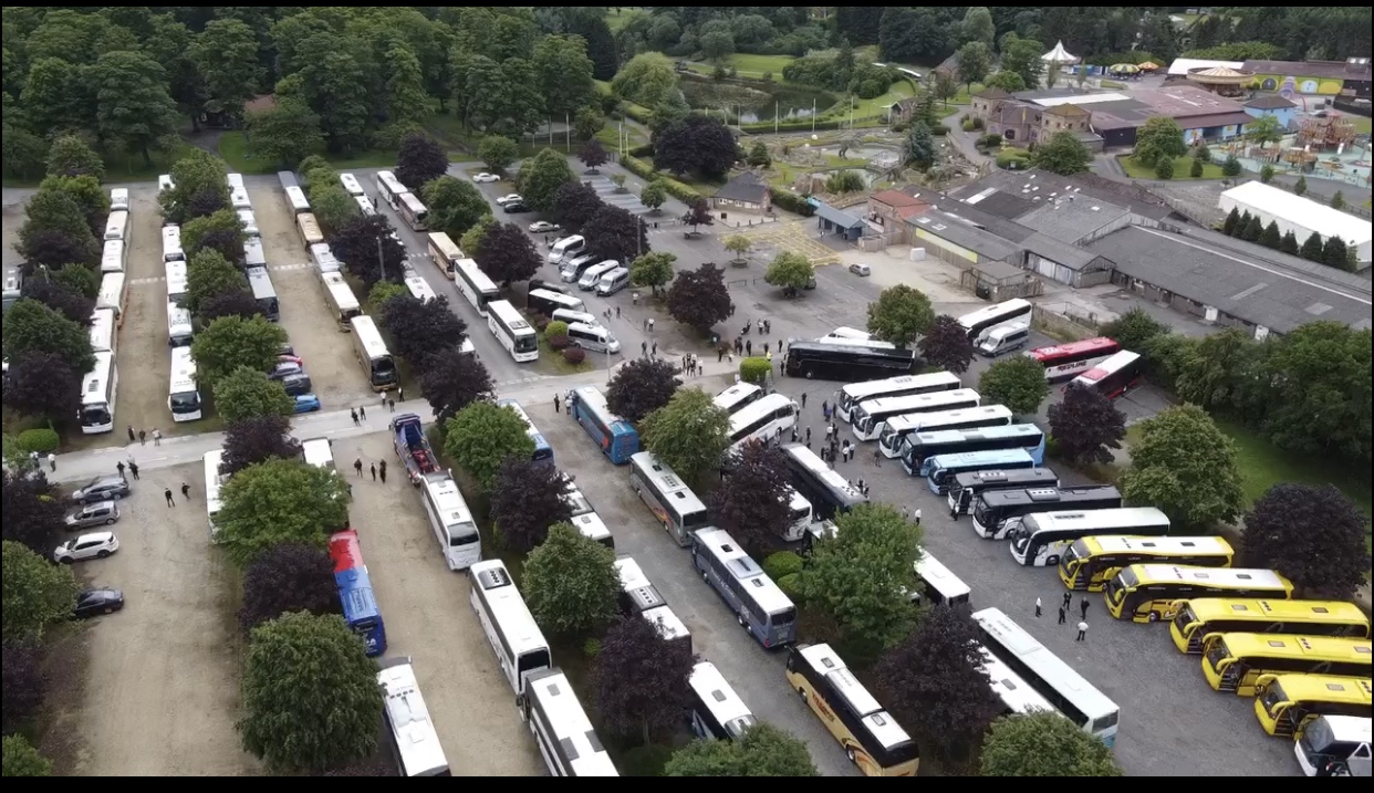 Coach convoy Honk for Hope