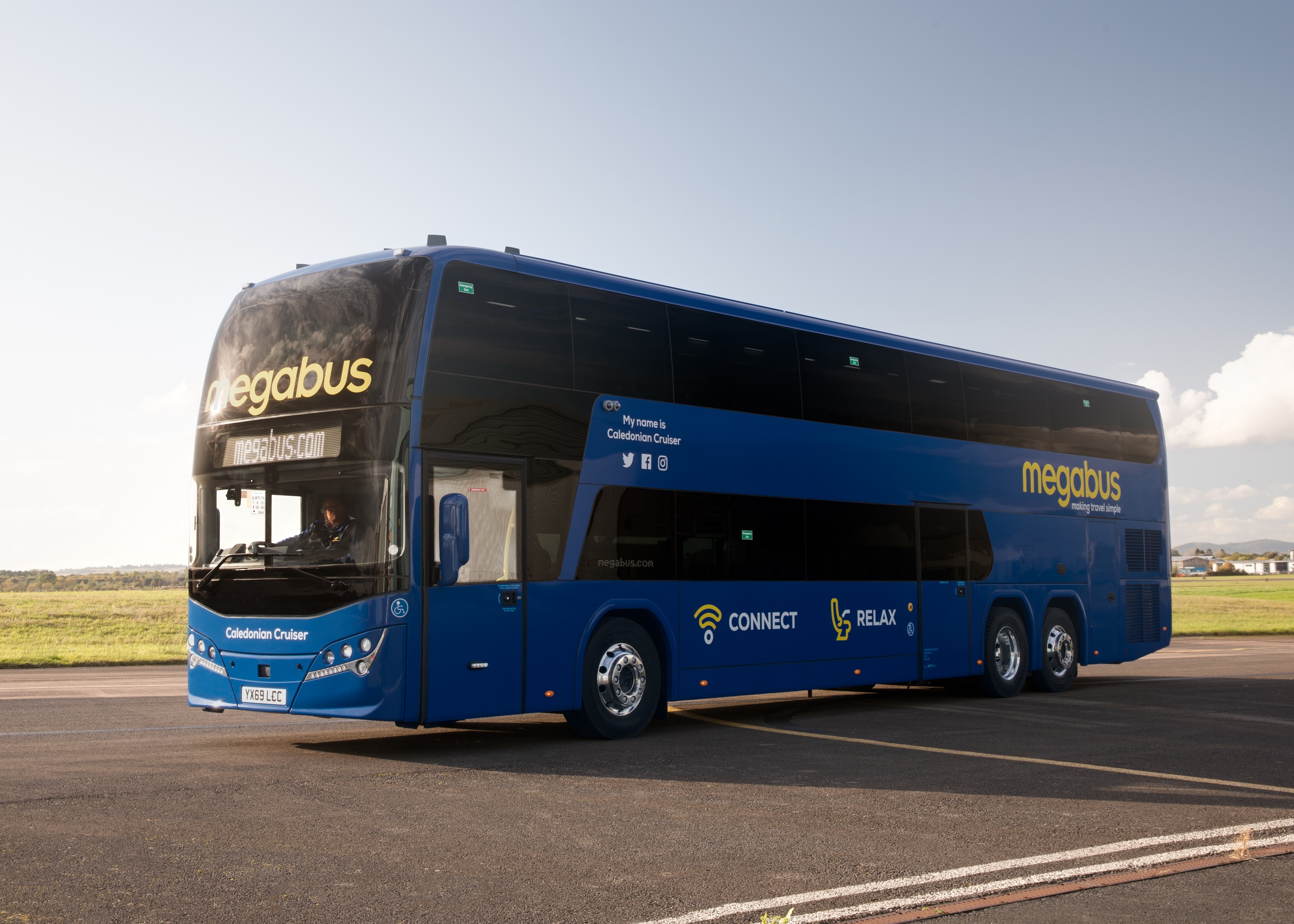 megabus to resume cross-border services