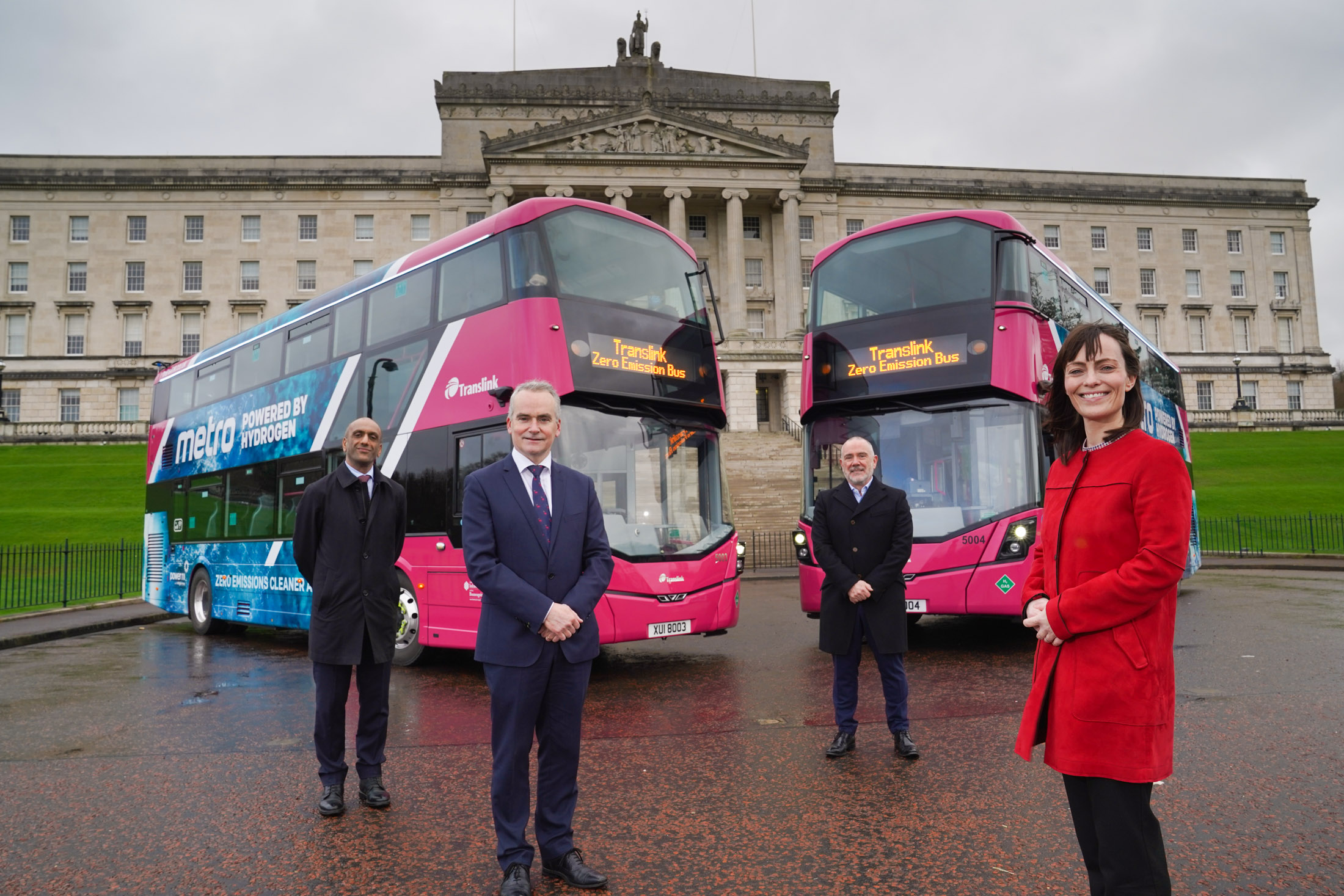 First hydrogen deckers enter service in NI