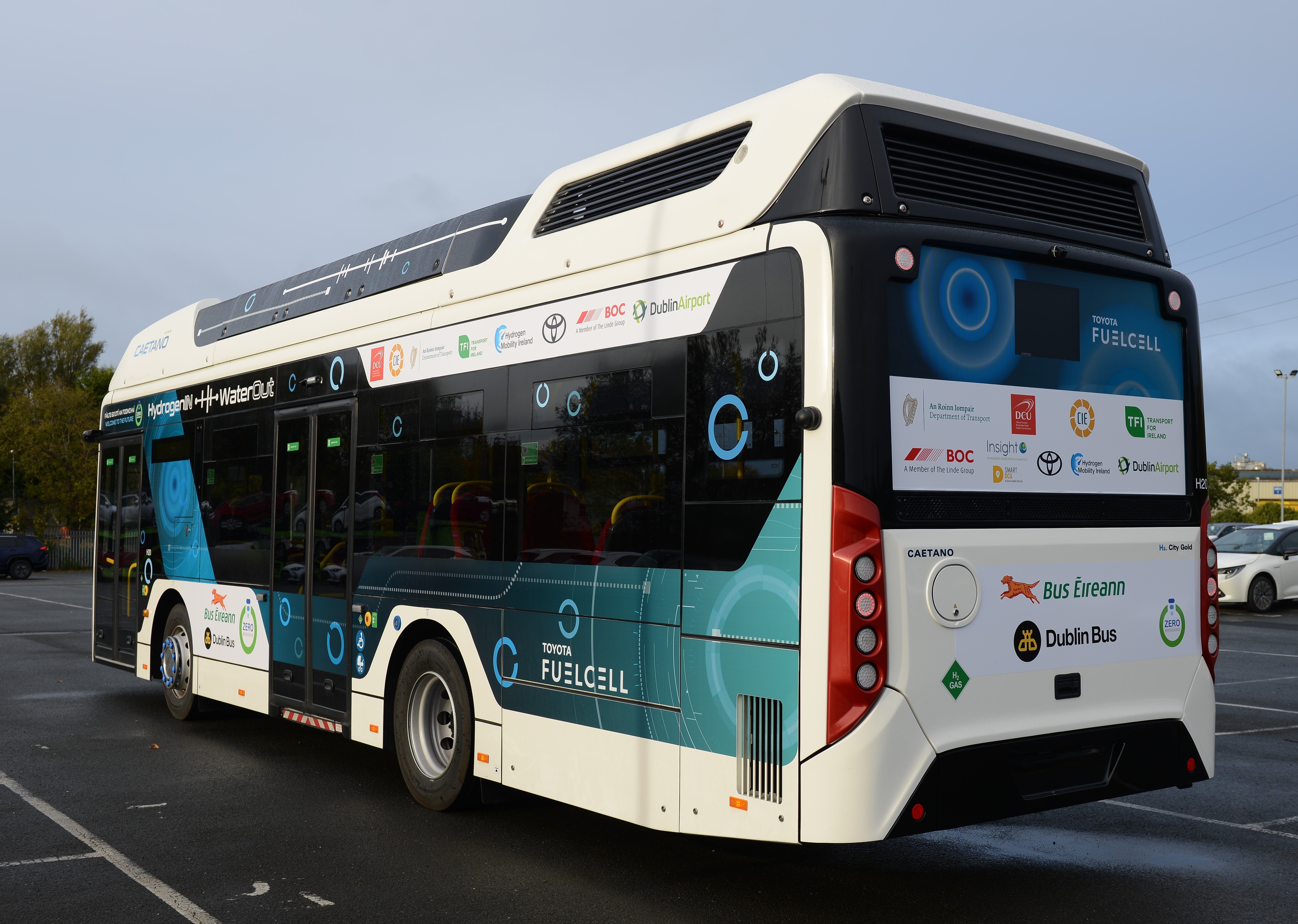 Caetano hydrogen bus trialled in Dublin