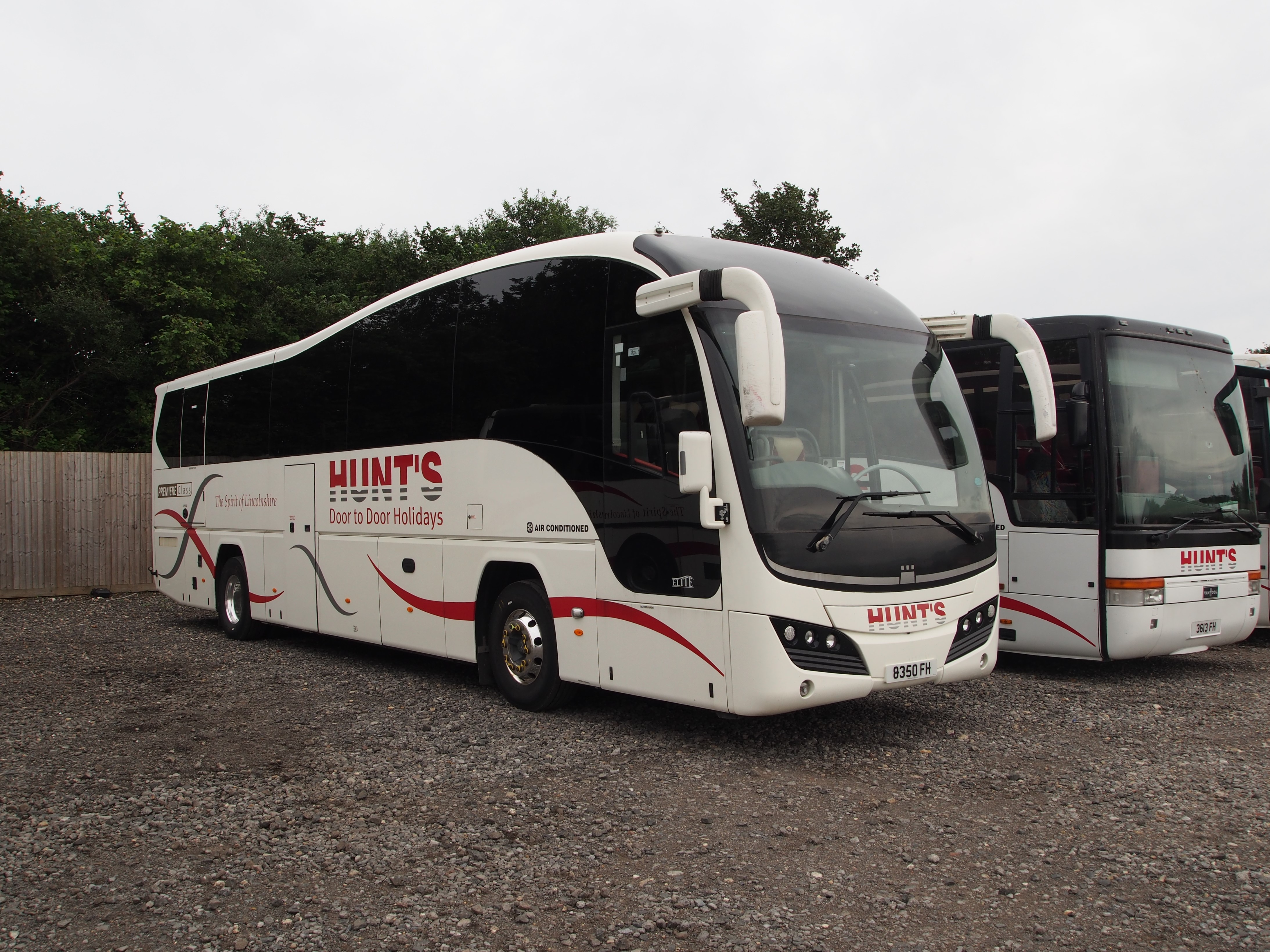 Hunts Coaches to pay tribute to driver