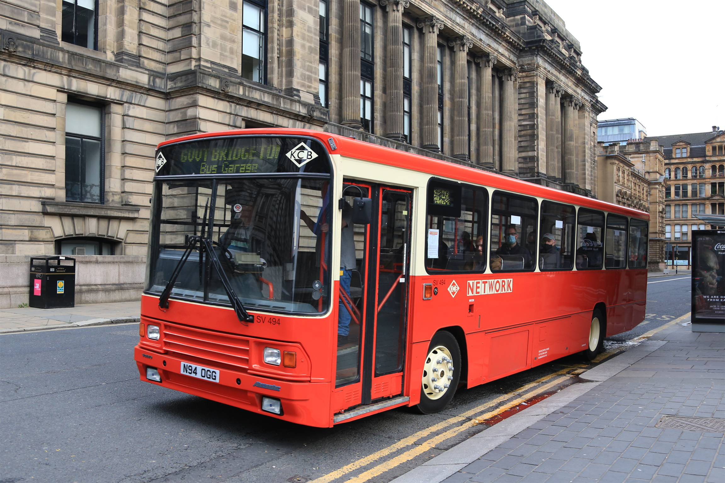 Following the merger of Scottish Bus Group’s Kelvin and Central businesses, the company traded for a time as KCB Network, a livery recalled by this Alexander PS bodied Volvo B10M. It is seen just off Glasgow’s George Square against a background of buildings often used by film makers as a double for American cities