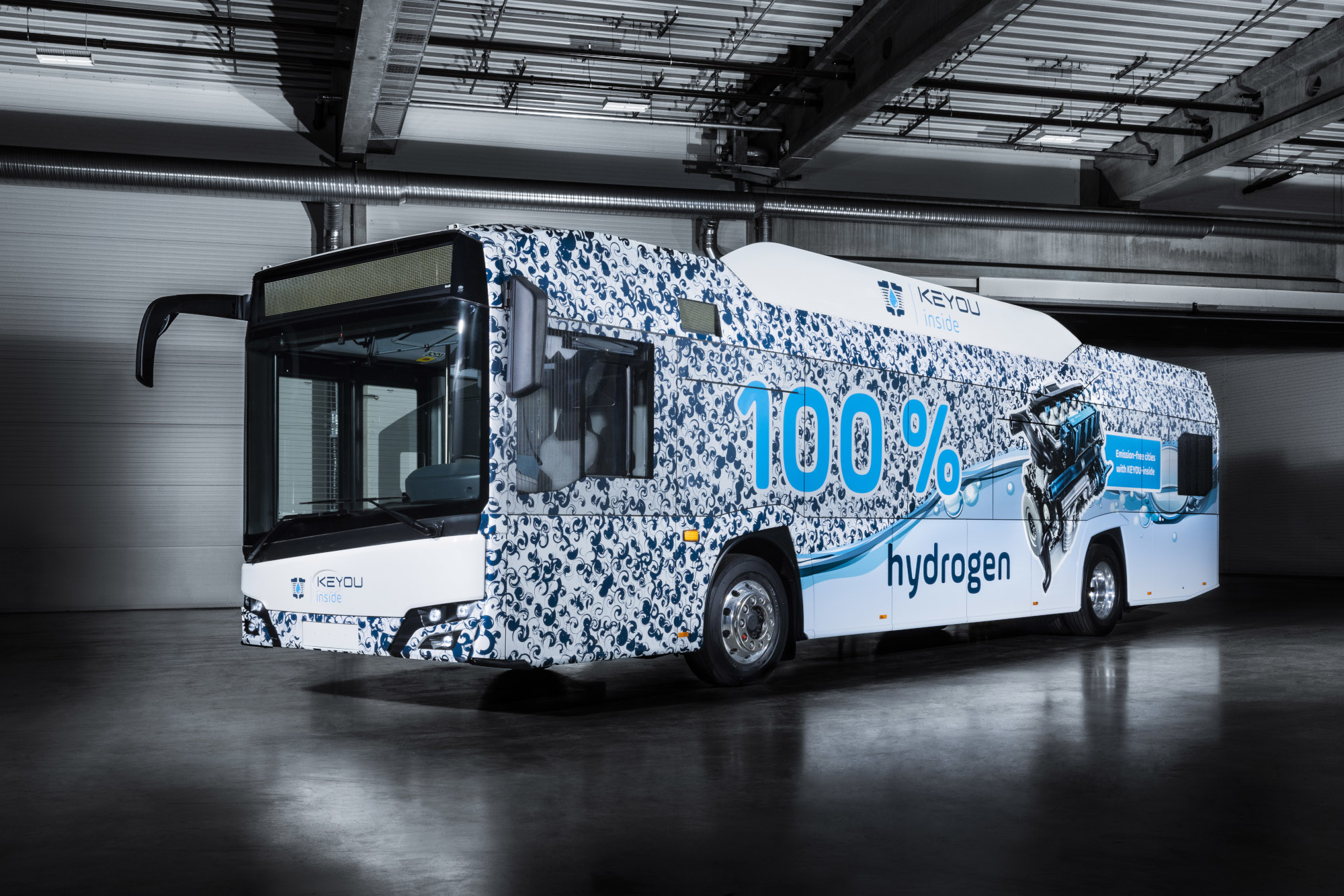 Hydrogen bus prototype unveiling at IAA