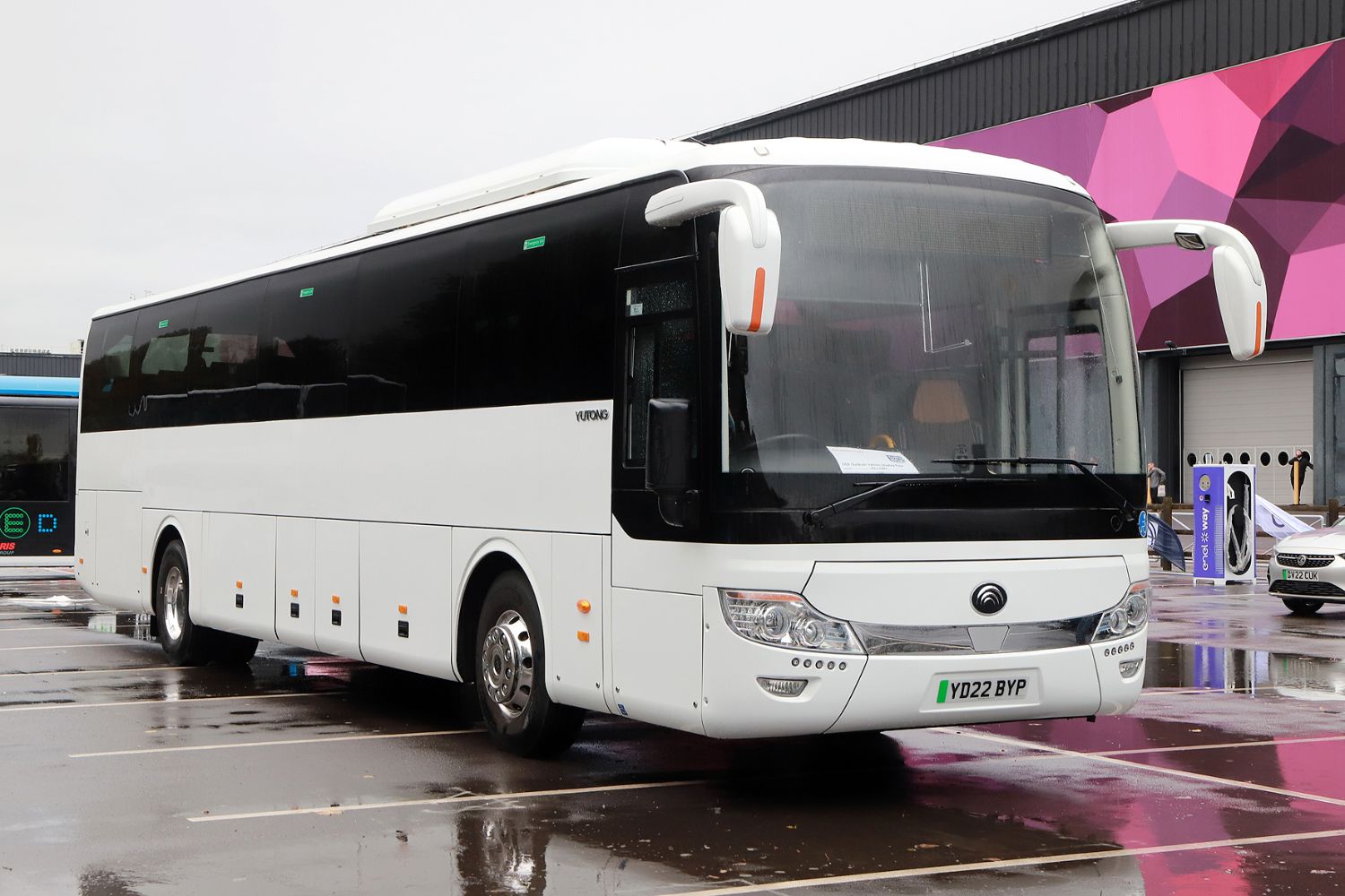 First electric coaches for Wales to launch next year