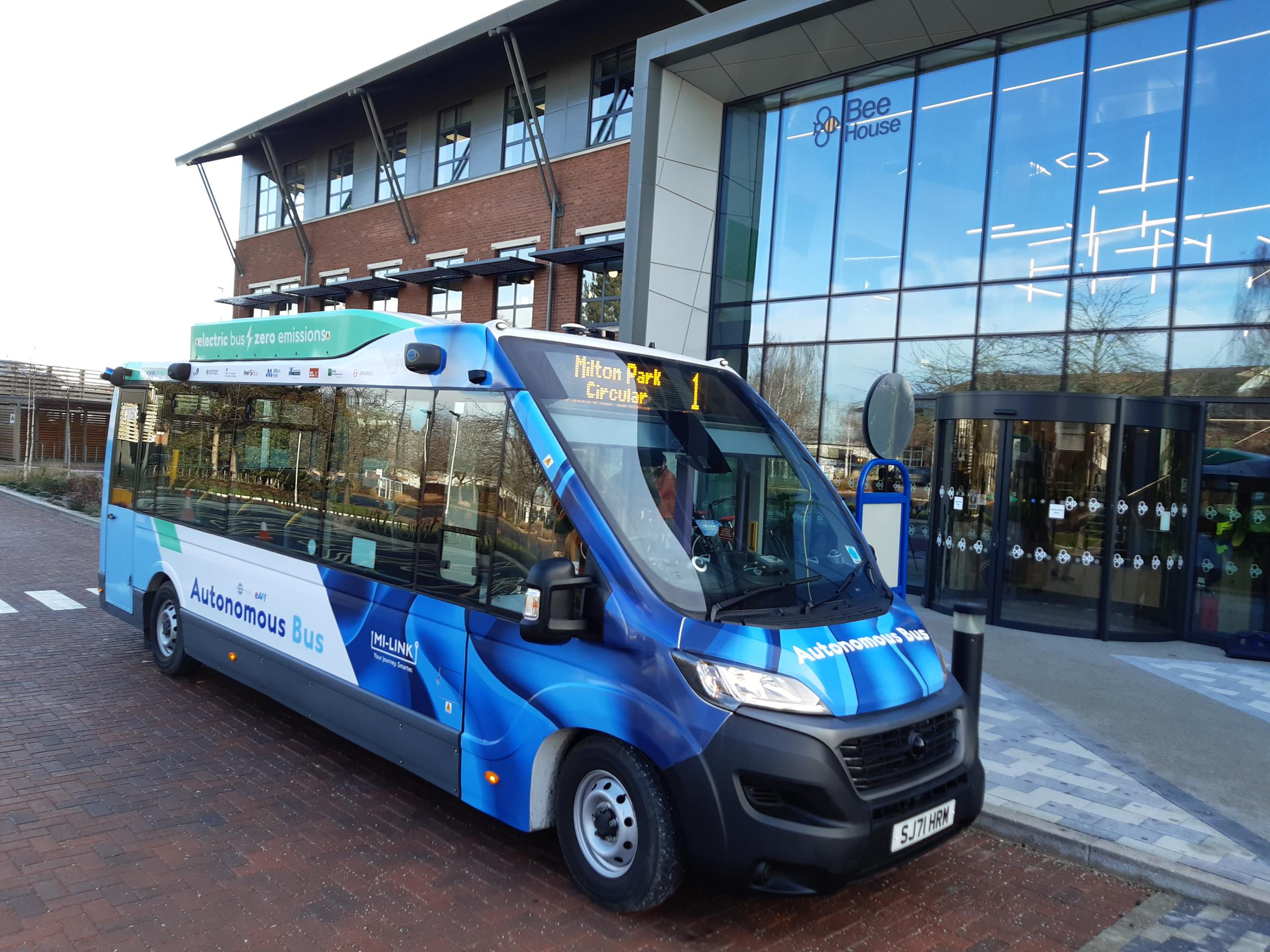 Autonomous bus starts trials in Oxfordshire
