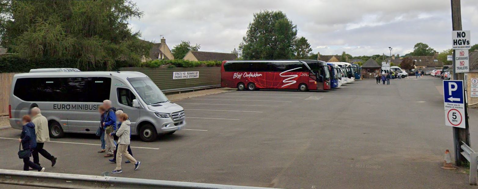 Bourton-on-the-Water coach parking must now be booked online
