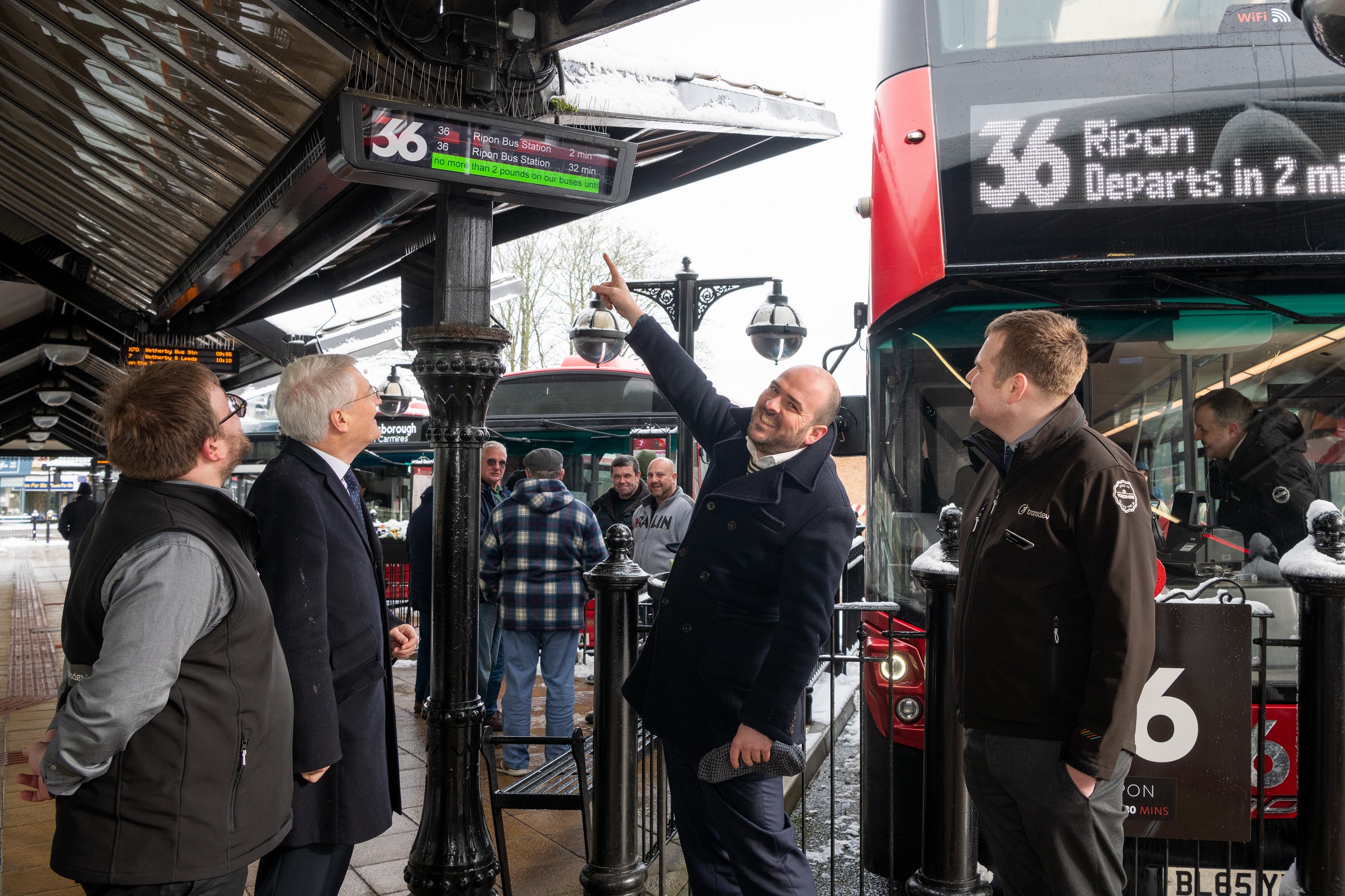 Buses Minister visits Transdev in Harrogate