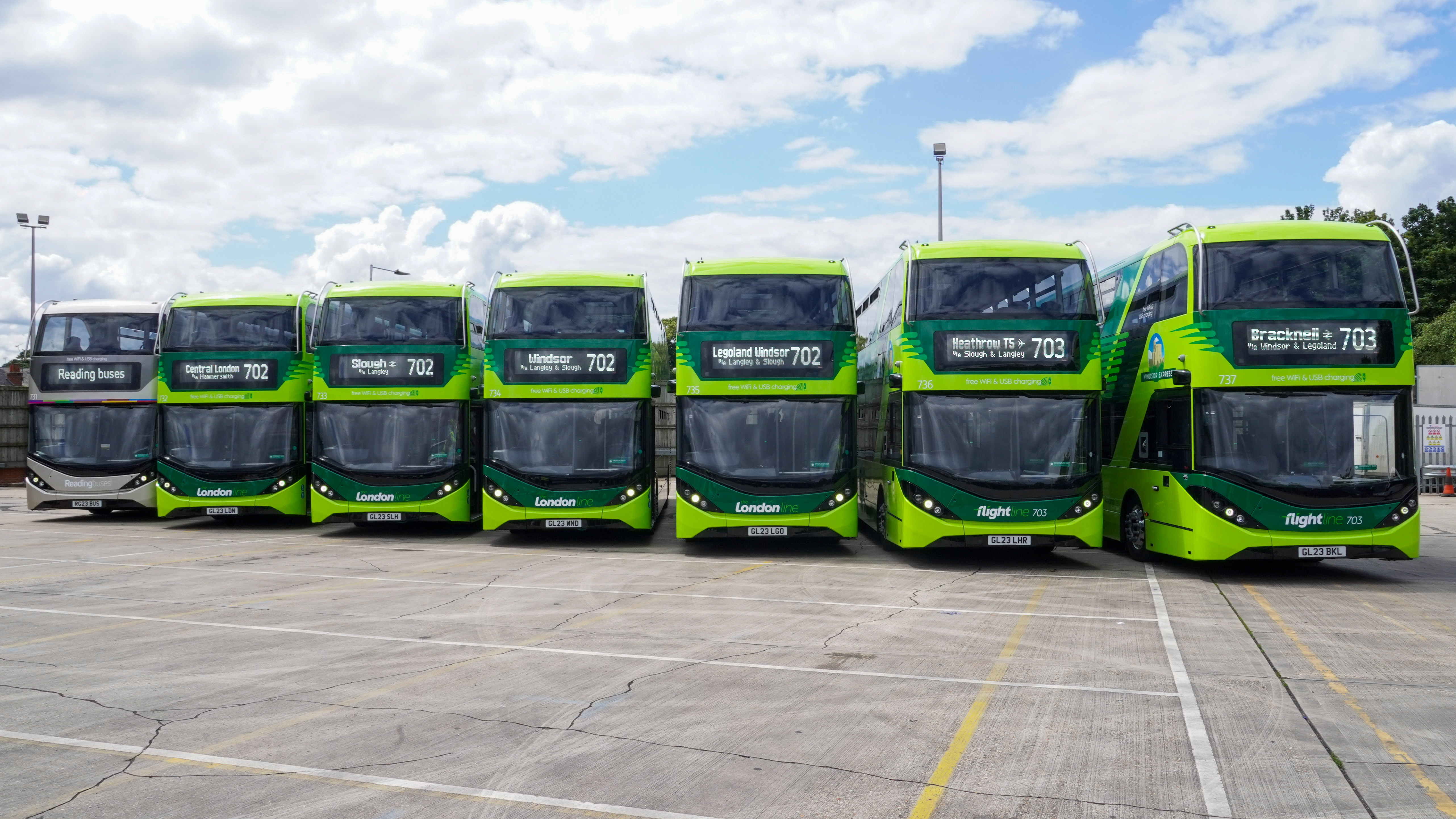 Seven Enviro400s for rebranded Green Line