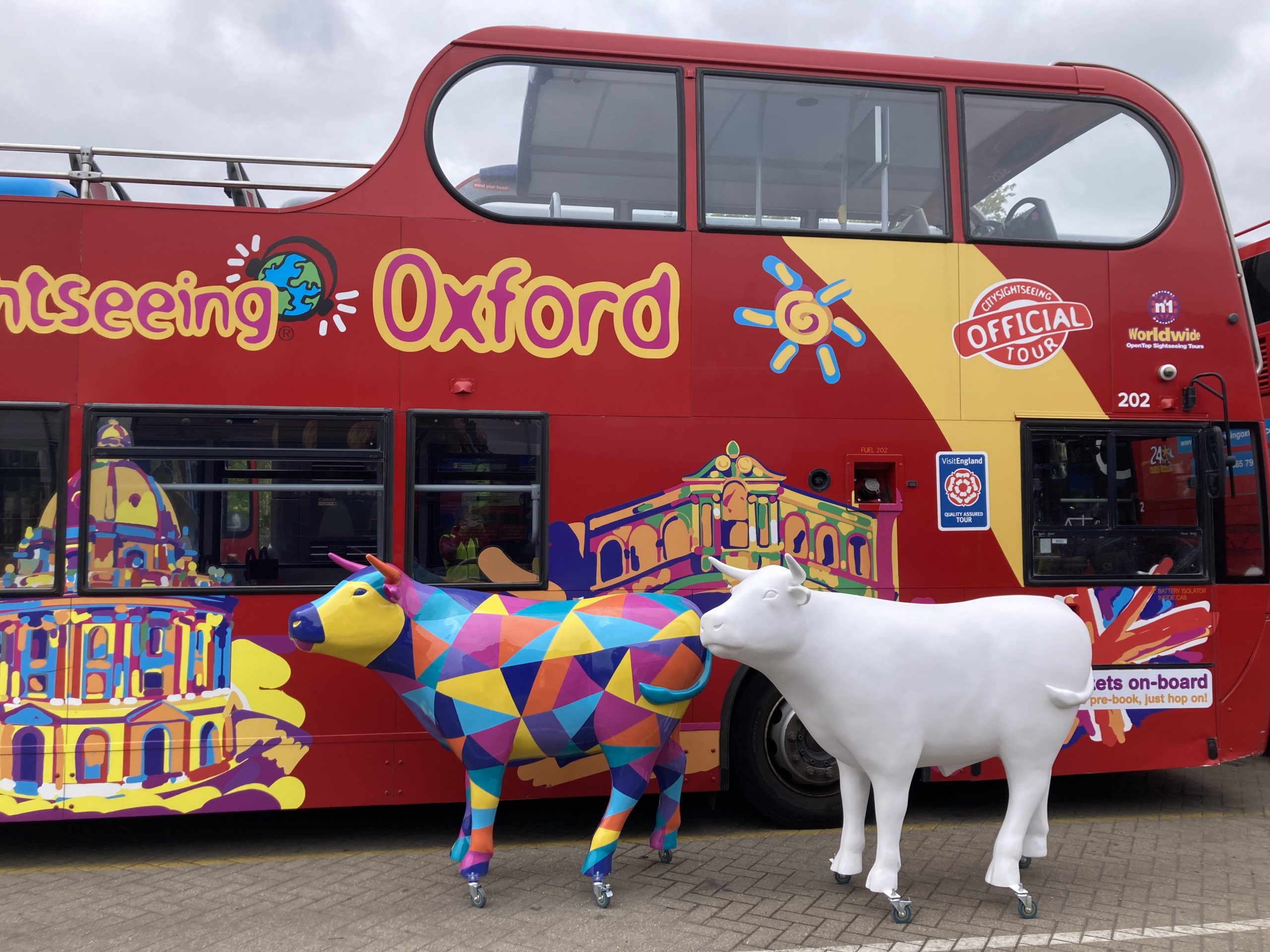 Oxford Bus Company supports OxTrail charity event