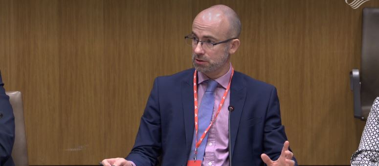 Welsh transport boss suggests giving rail staff PSV licences