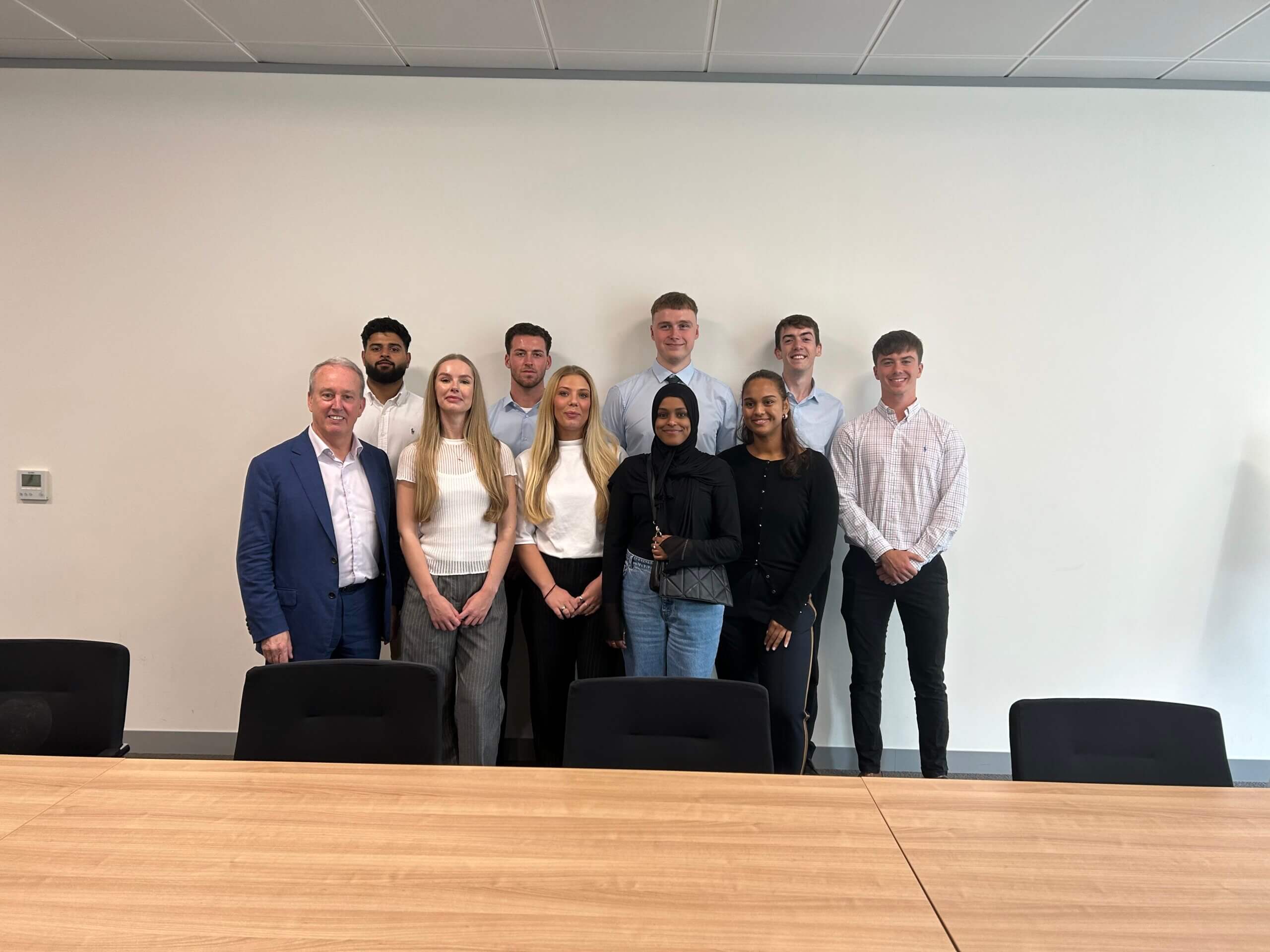 Stagecoach starts search for graduates