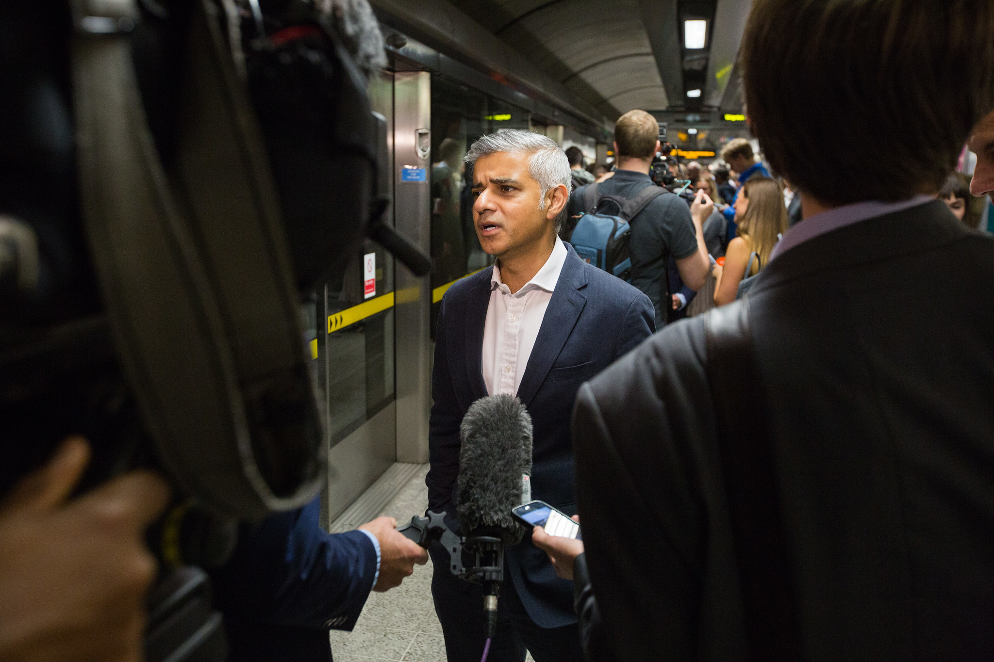 Khan pledges ‘London Bus Co’