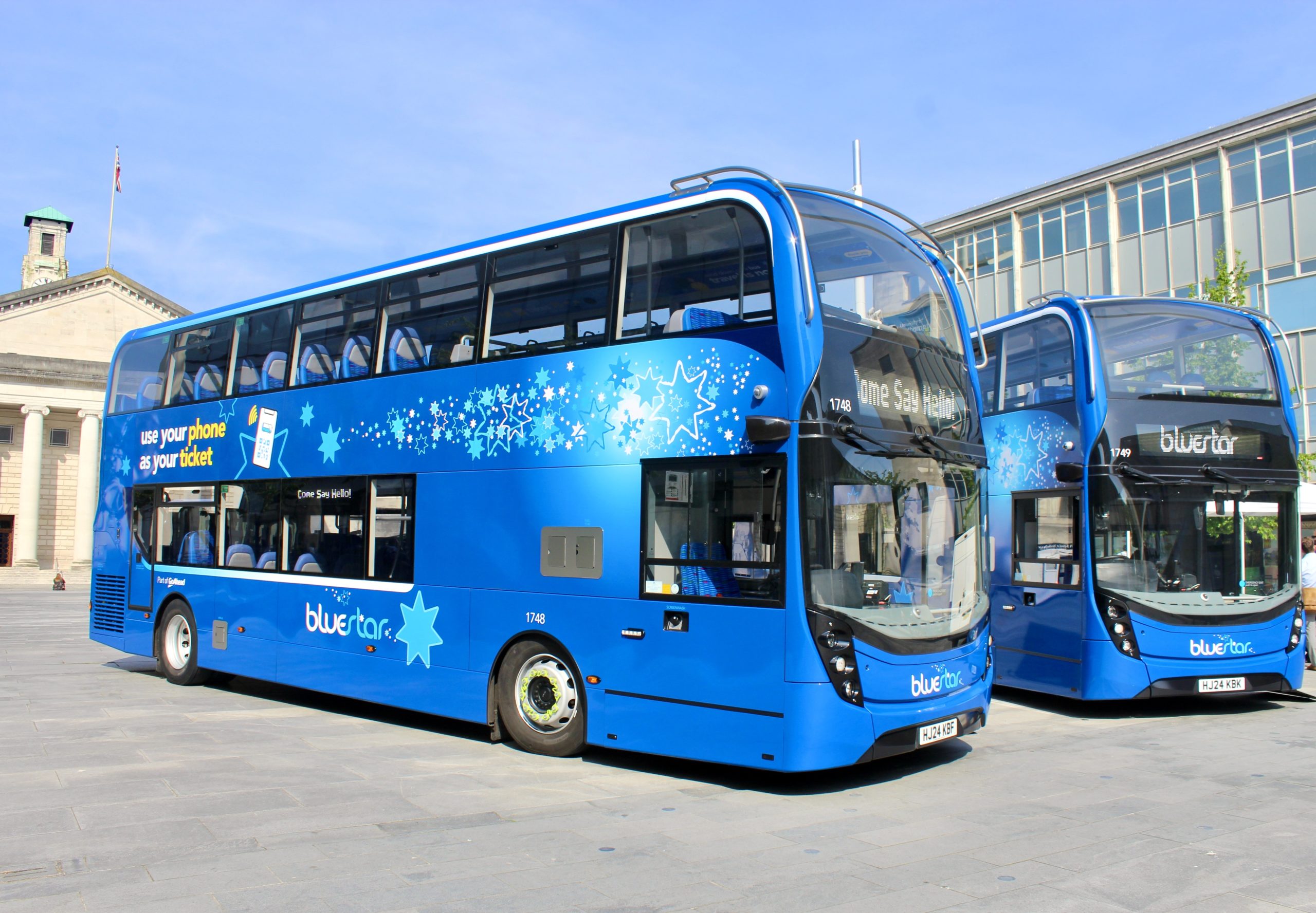 Bluestar welcomes 16 Enviro400s