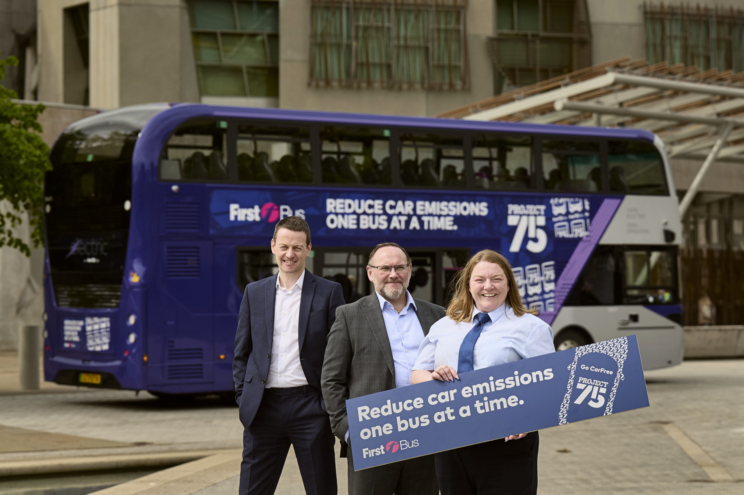 MSPs back pledge to prioritise bus improvements