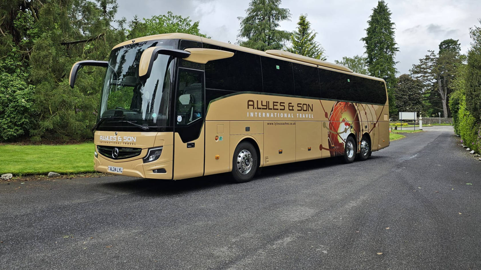 A. Lyles touring with a Tourismo