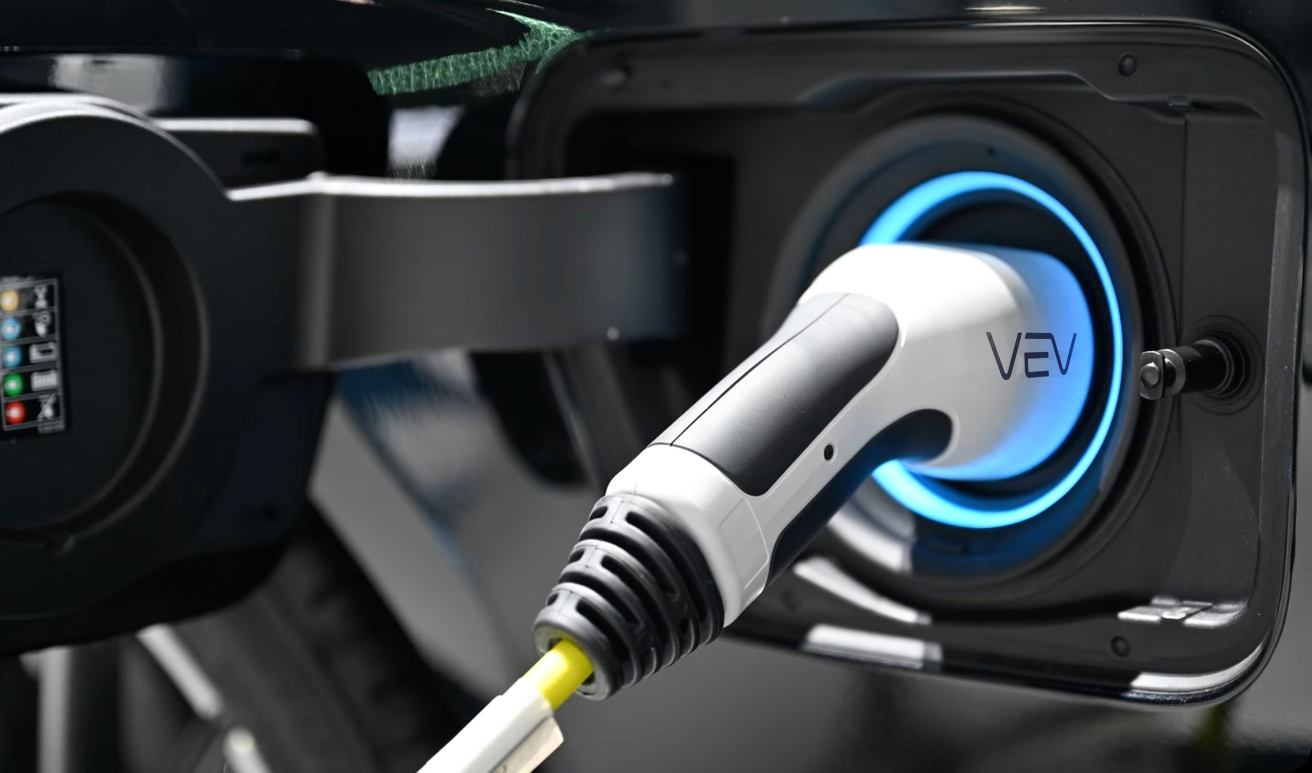 Coach operators can now apply for grants for charge points