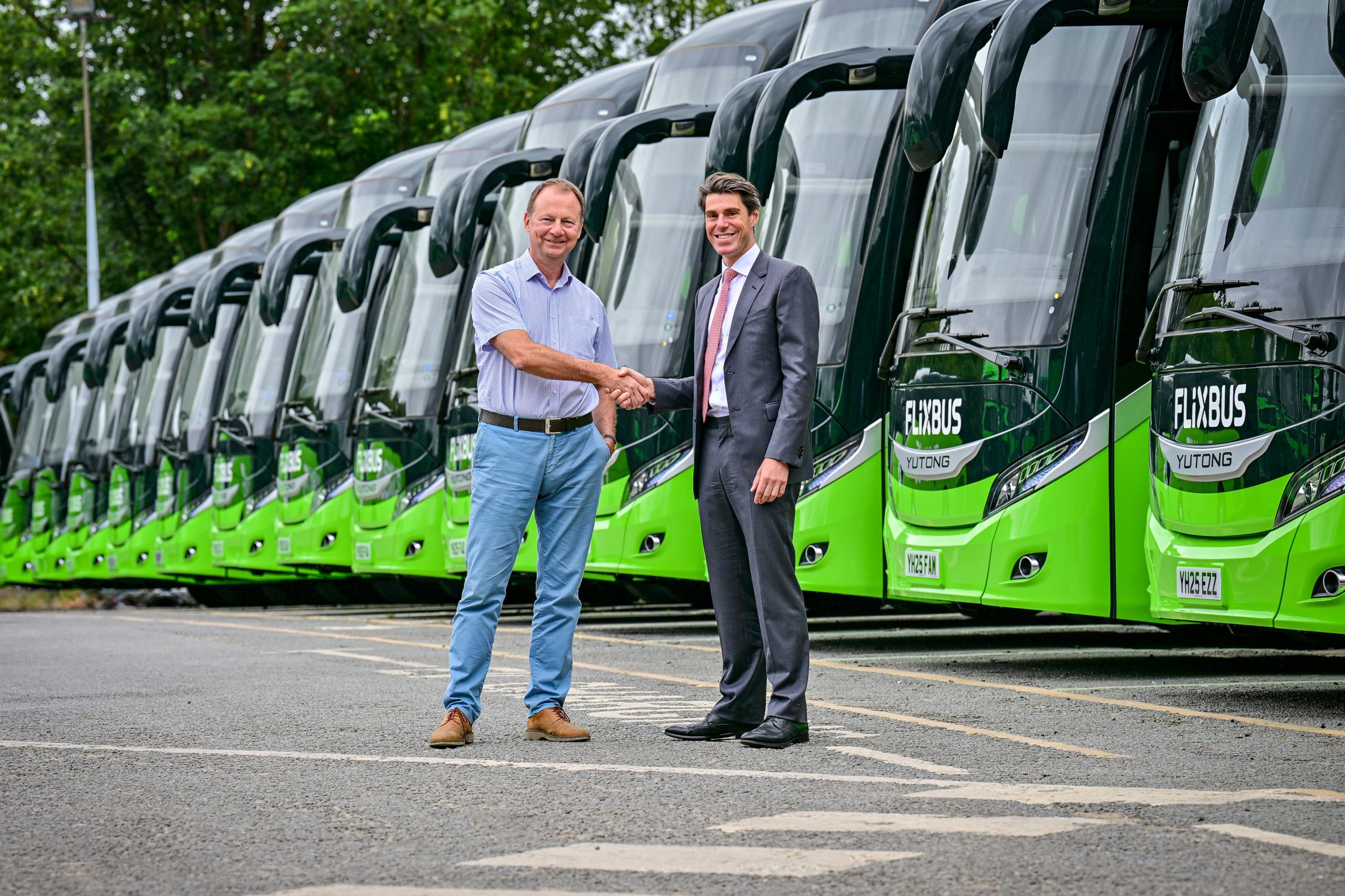 Pelican delivering 20 Yutongs for FlixBus expansion