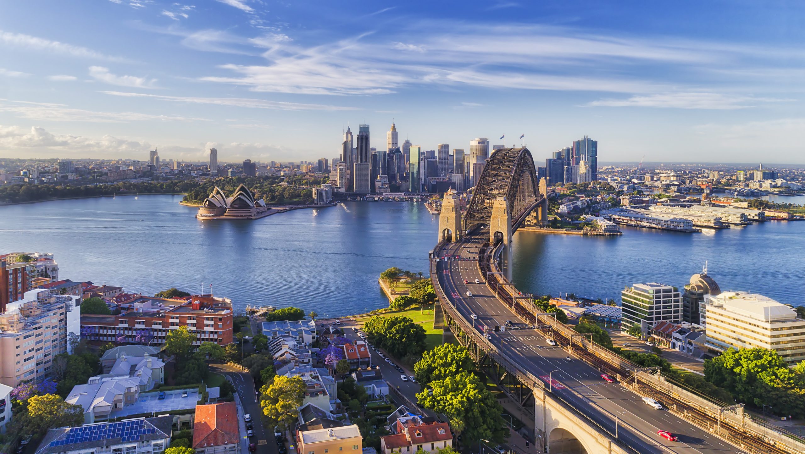 Flix expands into Australia