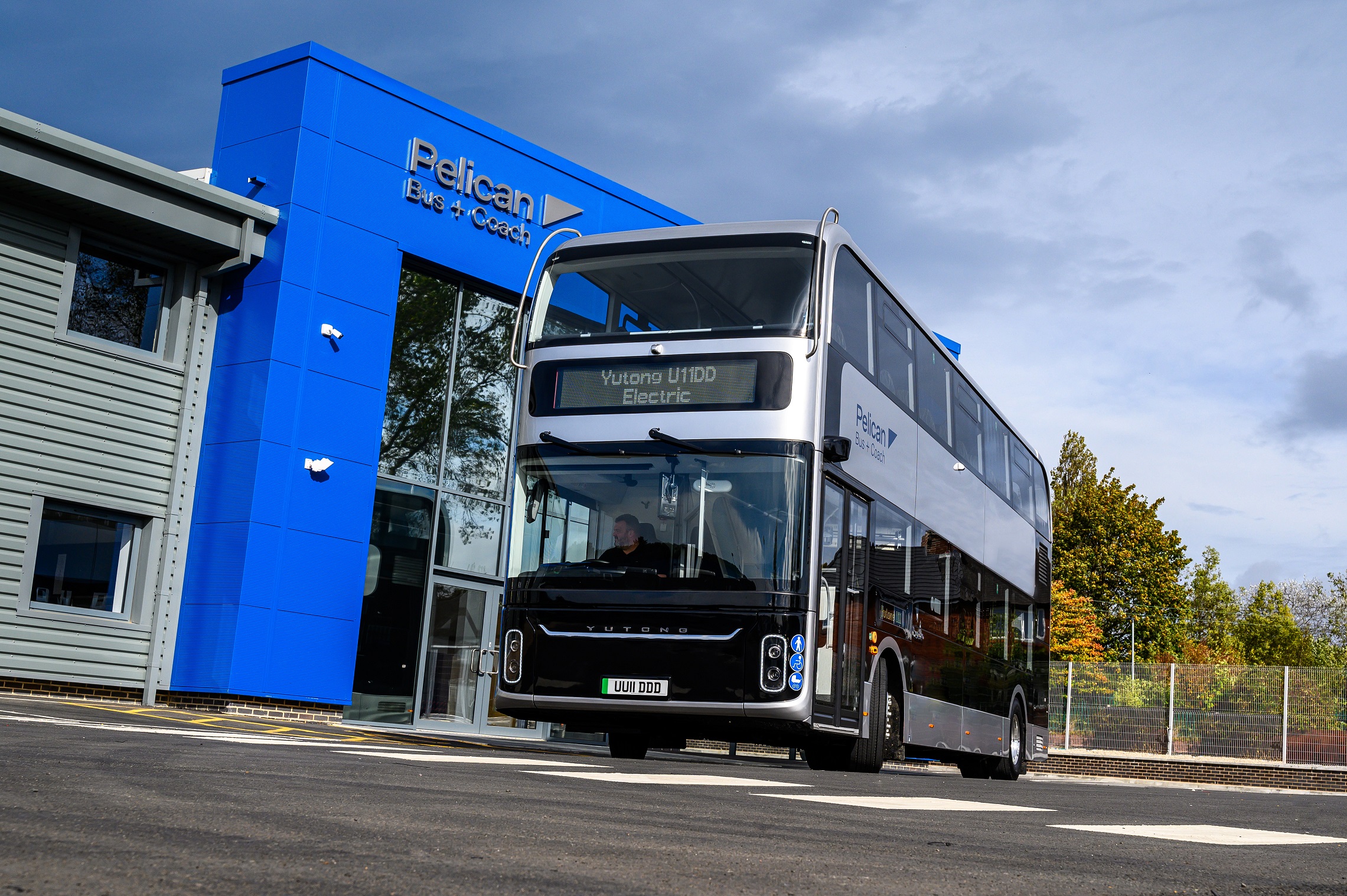 Pelican to supply extra 780 electric Yutongs with HSBC funding