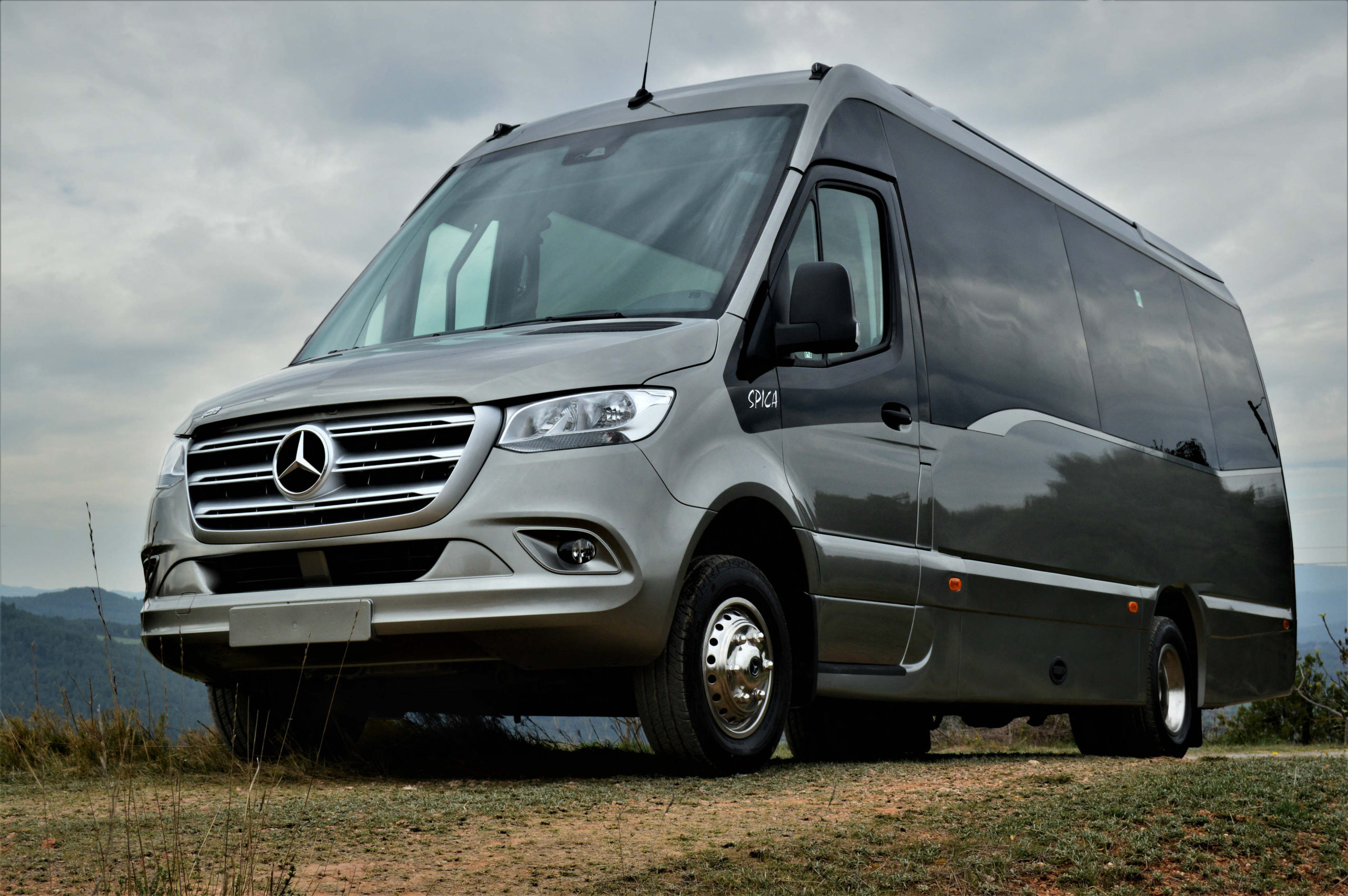 INDCAR integrates Car-bus.net